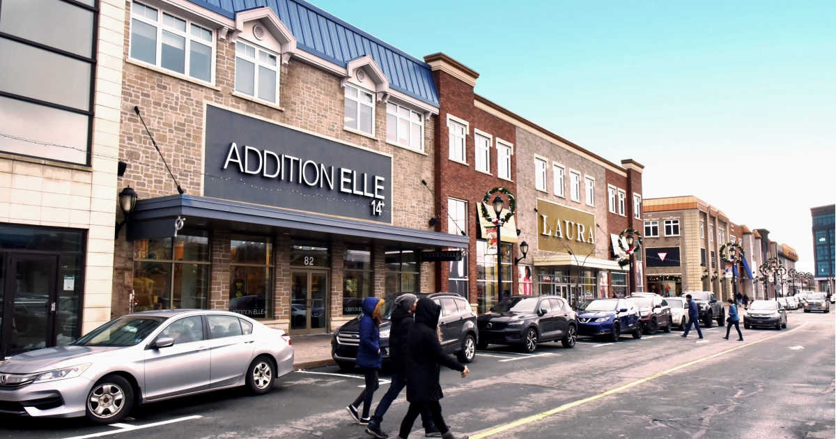 Dartmouth Crossing Divco